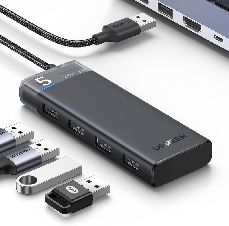 UGREEN 15548 4-port USB 3.2 hub, 5Gbps, side view with USB-C power port