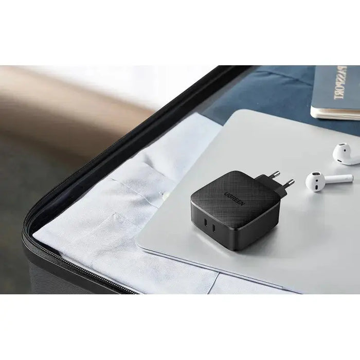 UGREEN 66W 2-Port USB C PD Charger PPS 20W MacBook Pro Air iPad Pro iPhone 13 12 Pro Dell XPS Surface Galaxy S21 (70867)